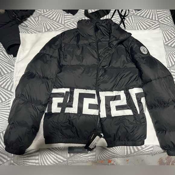 Versace puffer down jacket - Picture 1 of 9